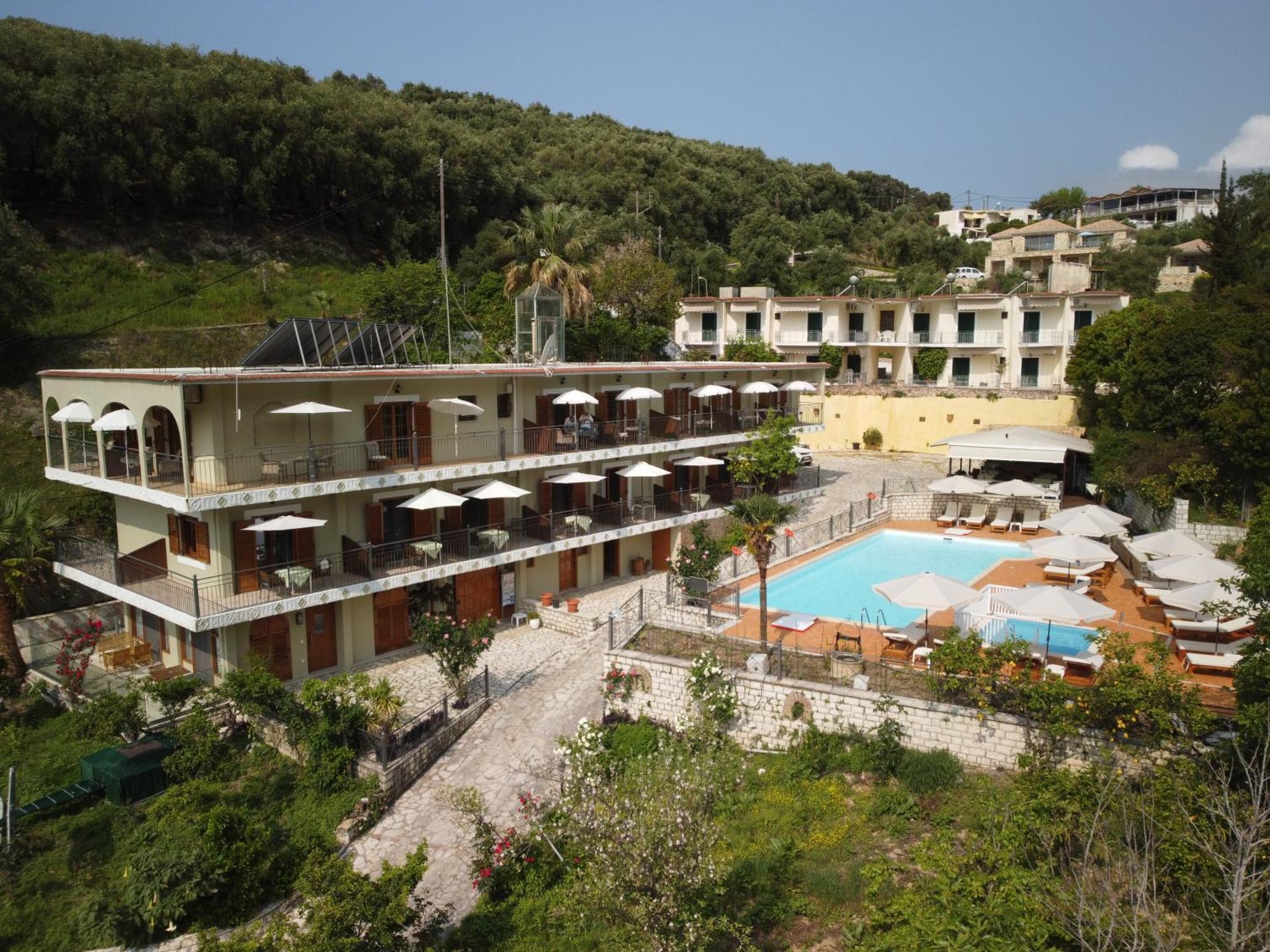 Bella Vista Hotel Studios&Apartments Parga Esterno foto